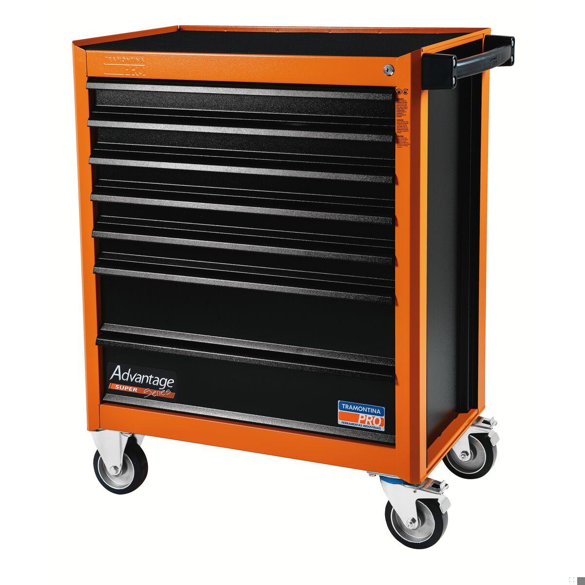 Foto do Carrinho agrícola 500kg Tramontina em uso