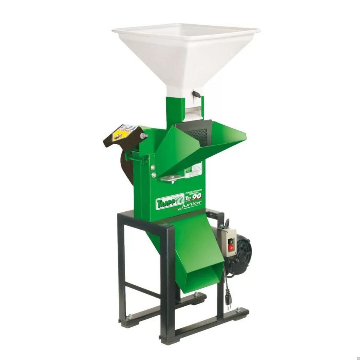 Picadeira de capim PC-700 Trapp em operação