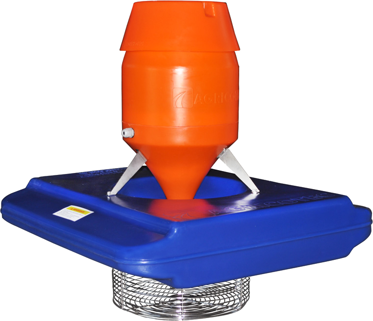 Aerador Chafariz Agricotec de 1 CV com flutuador azul, motor laranja e cesto de proteção inferior