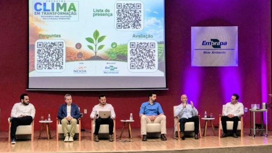 Pesquisadores e técnicos em painel sobre bioinsumos e adaptação climática