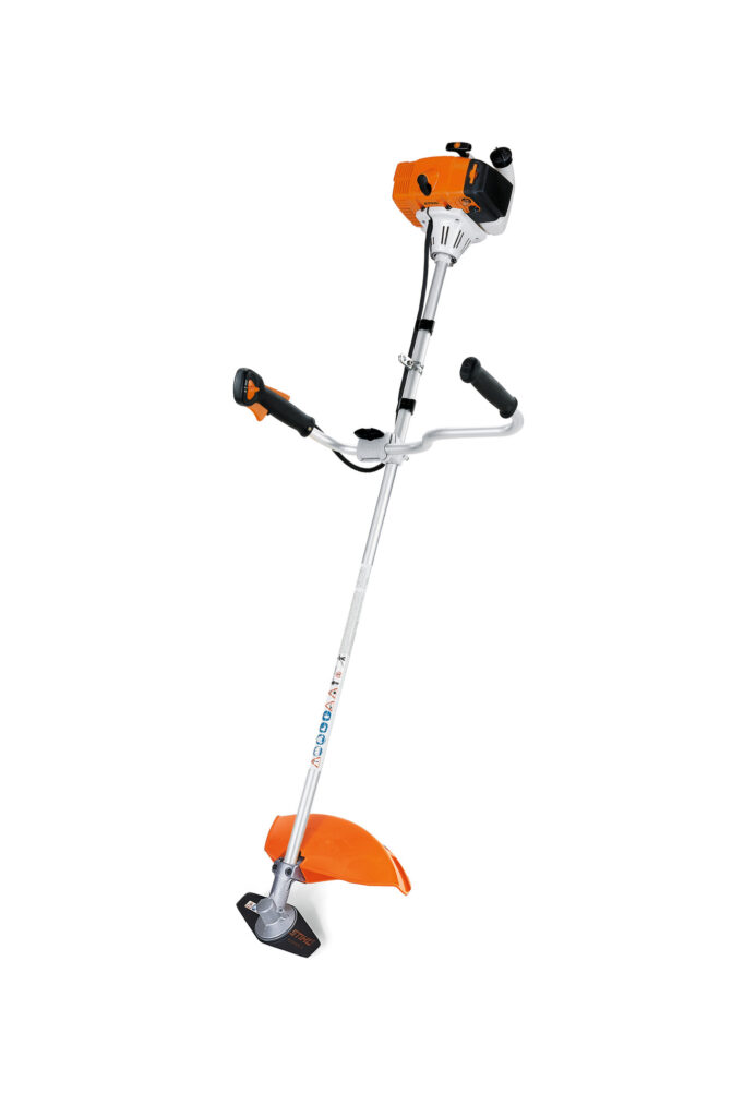 Roçadeira STIHL FS 120 com guidão e ferramenta de corte