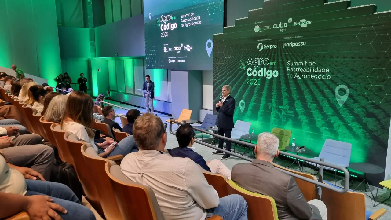 Público acompanha palestra no Agro em Código 2025