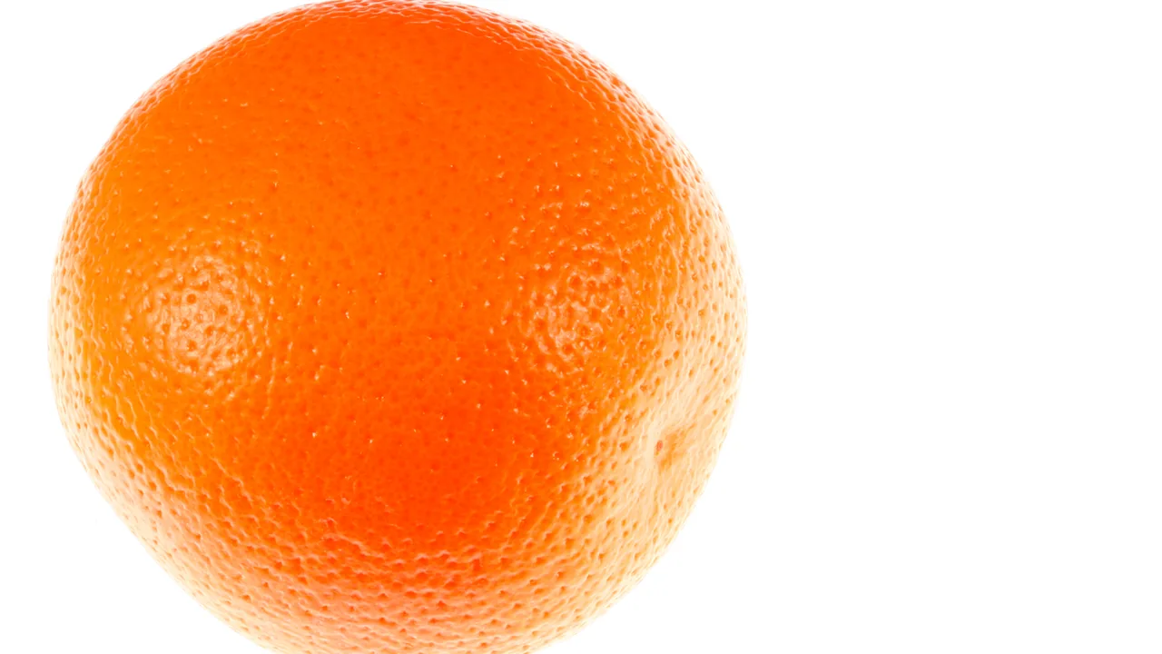 Laranja madura, imagem de apoio para a comercialização da fruta.