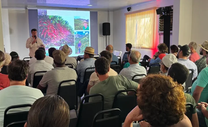 Palestra reúne produtores e especialistas em cafeicultura do Distrito Federal e da RIDE