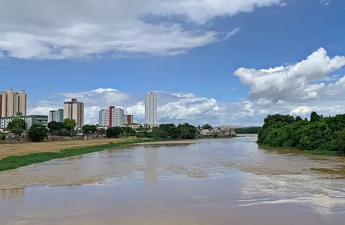 Rio Doce em Governador Valadares, Minas Gerais