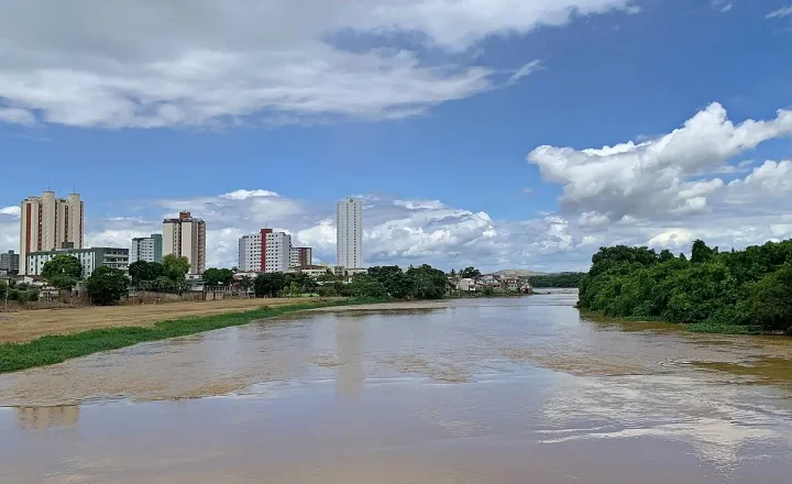 Rio Doce em Governador Valadares, Minas Gerais